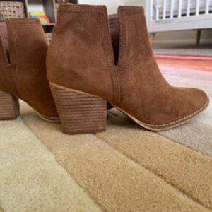 Cutout Ankle Booties